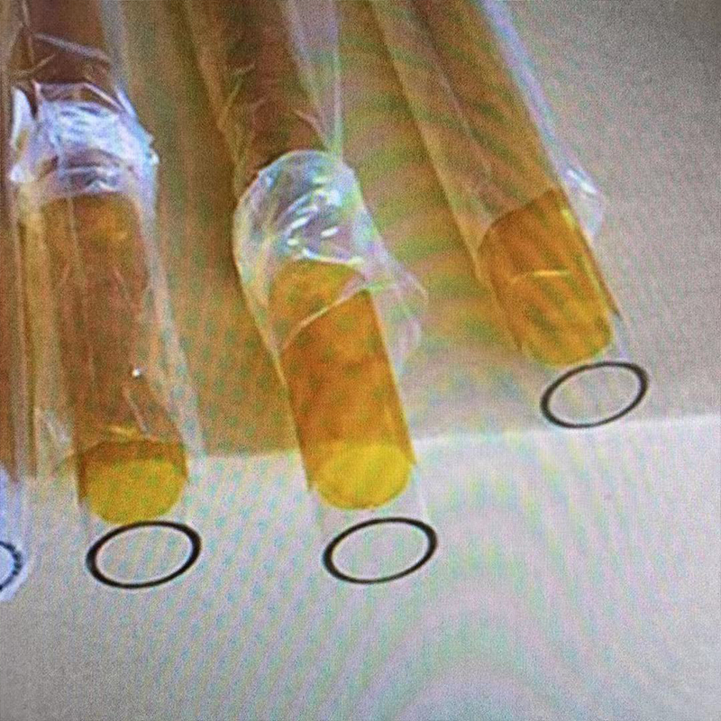 Tubo al quarzo rosso